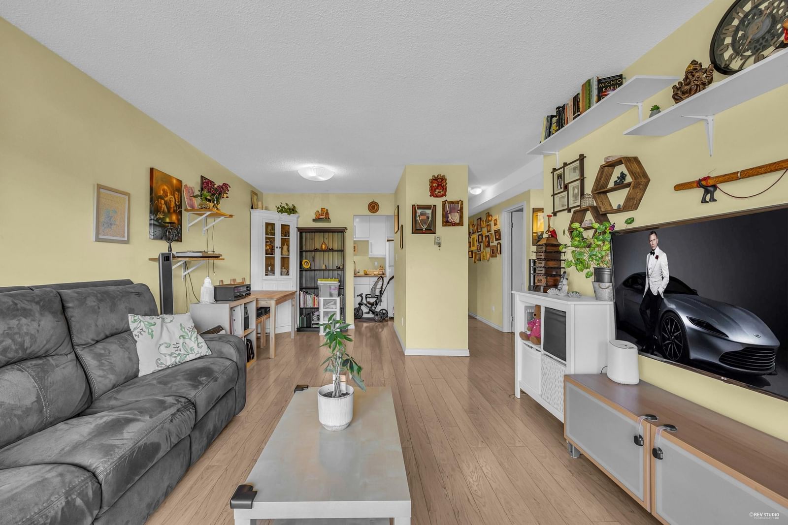 Listing Image 14