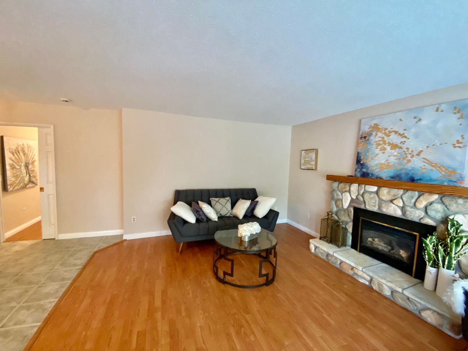 Listing Image 33