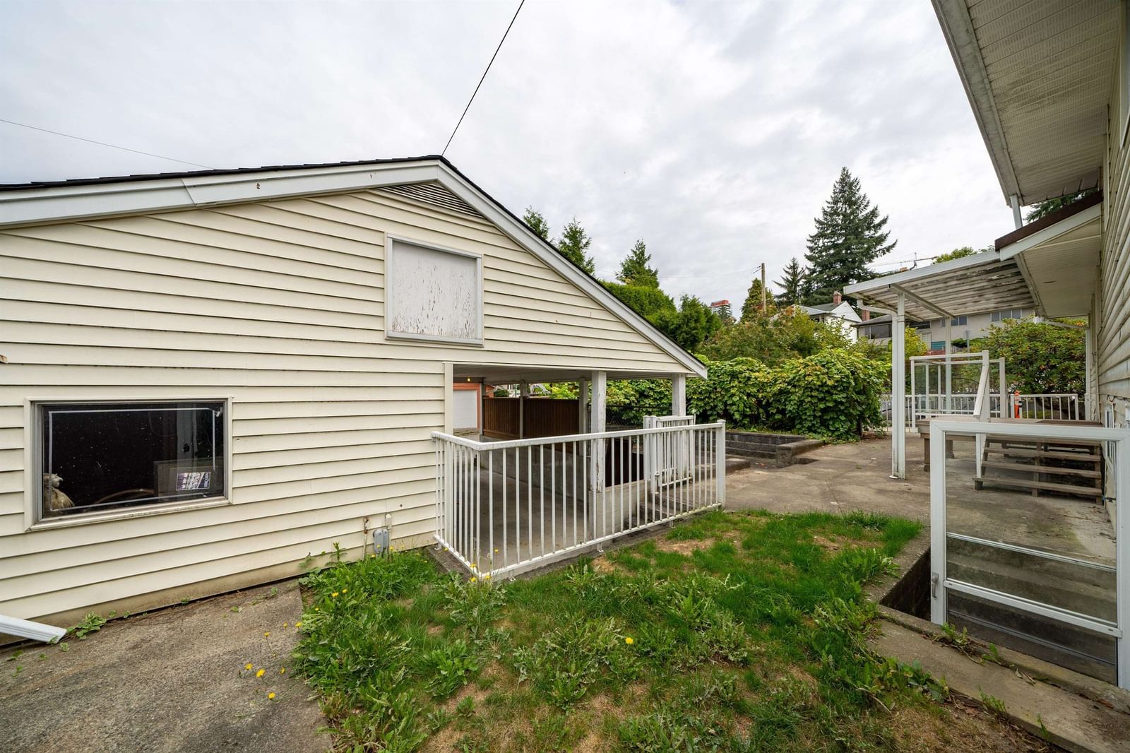 Listing Image 24