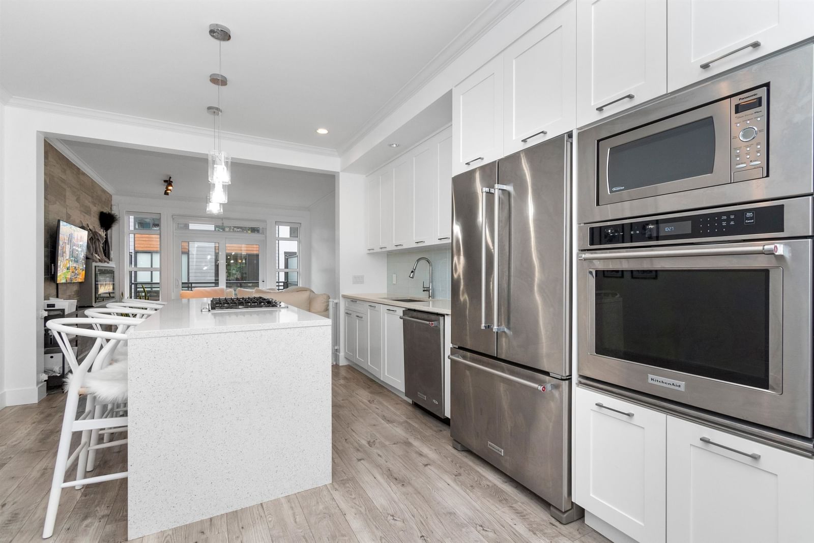 Listing Image 15
