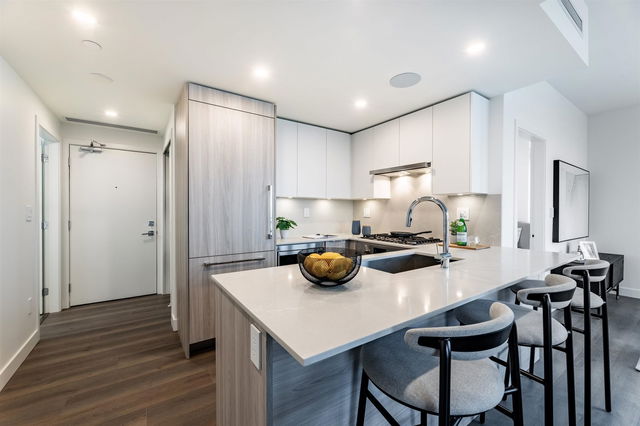 2401 - 901 Lougheed Highway