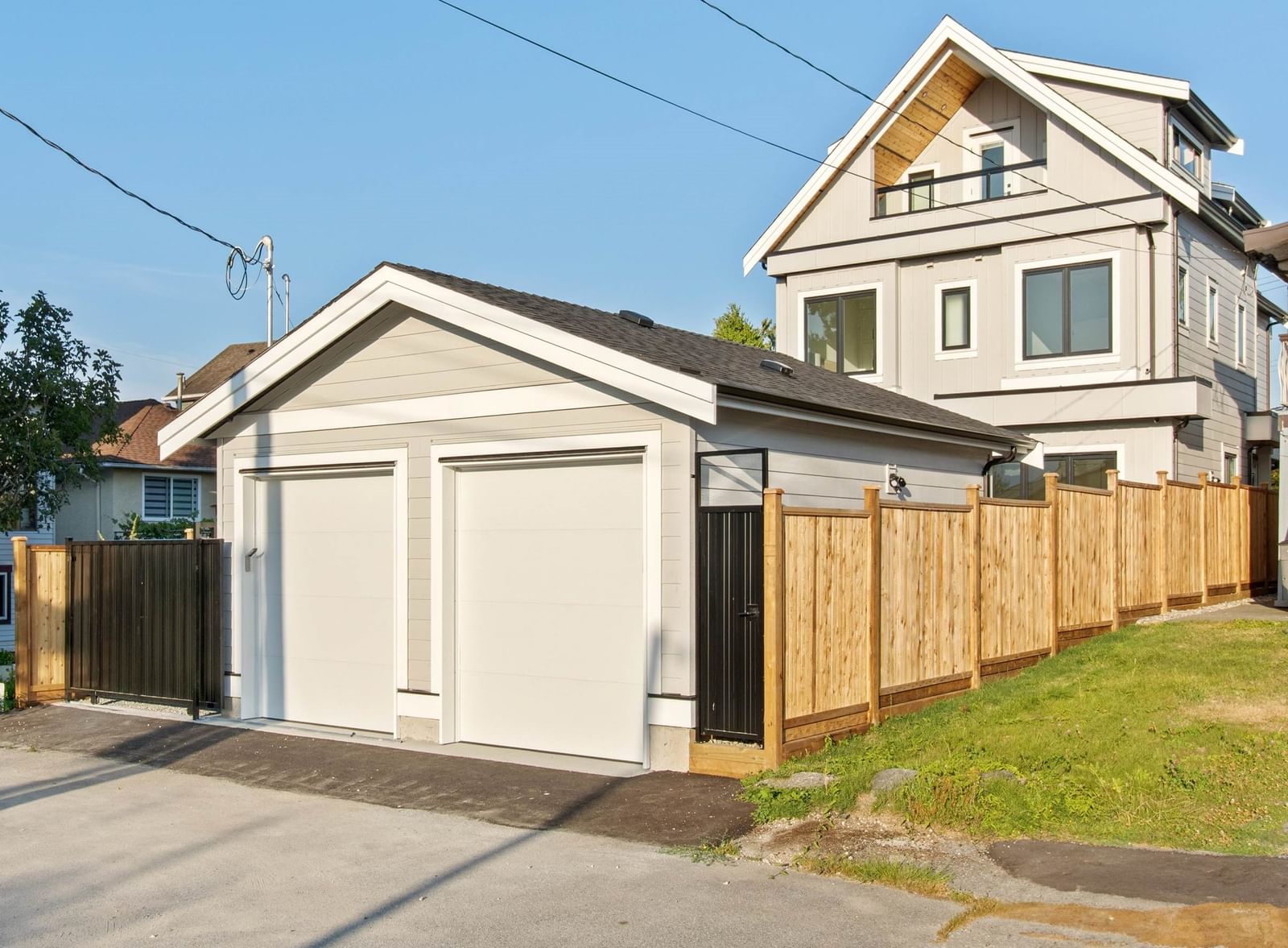 Listing Image 19