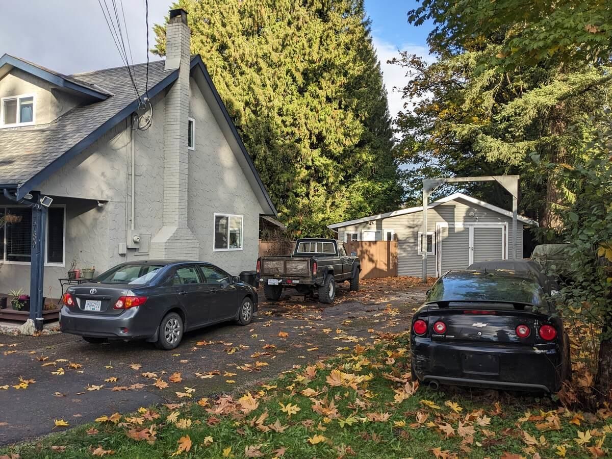 Listing Image 8