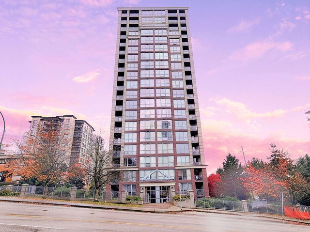 1004 - 850 Royal Avenue