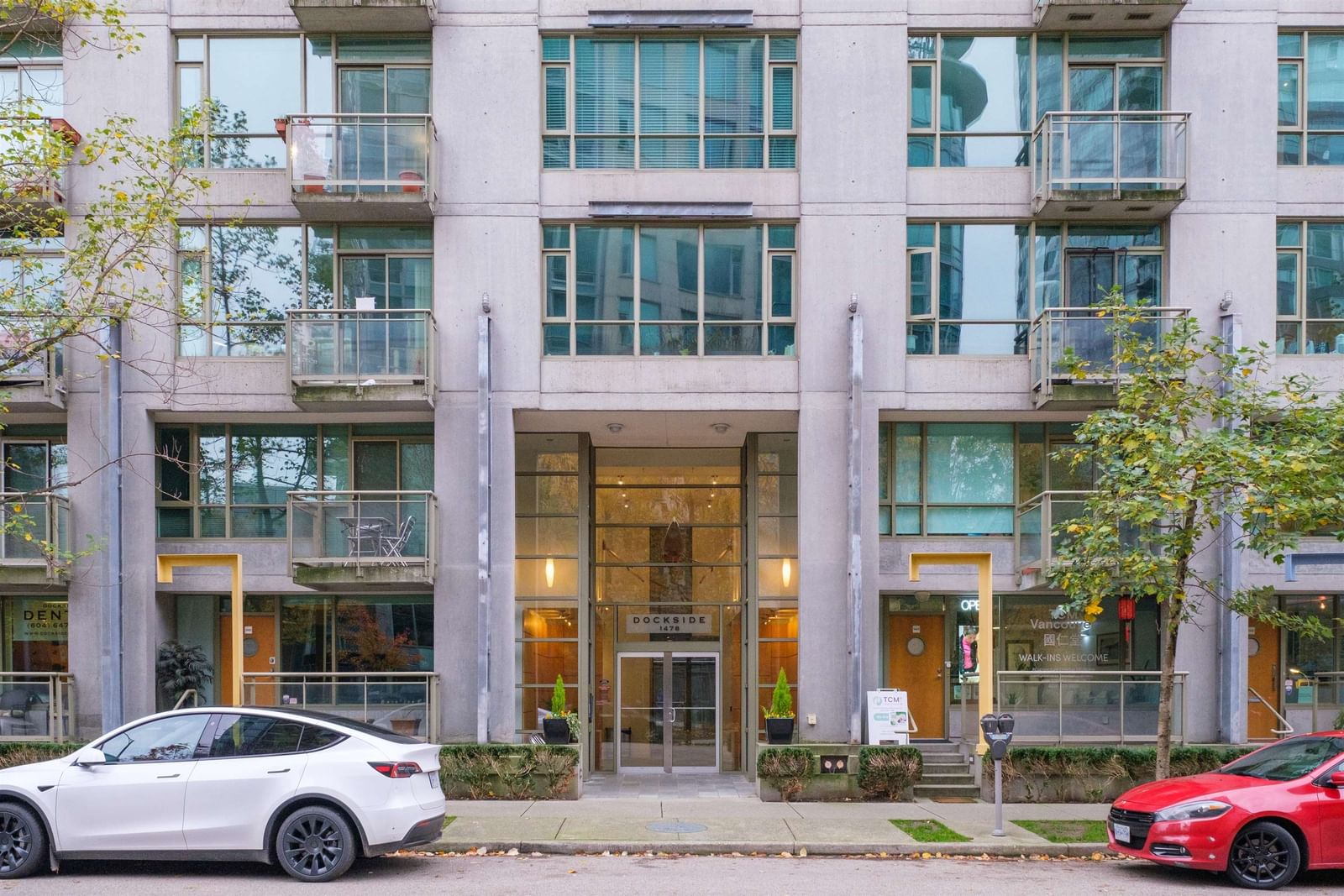 Listing Image 18
