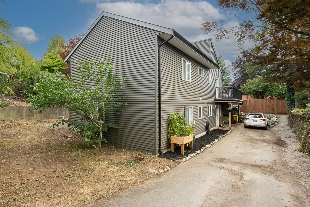 Listing Image 32