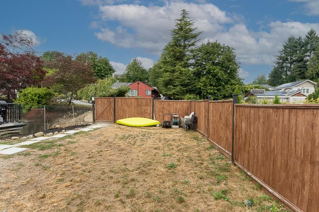 Listing Image 38
