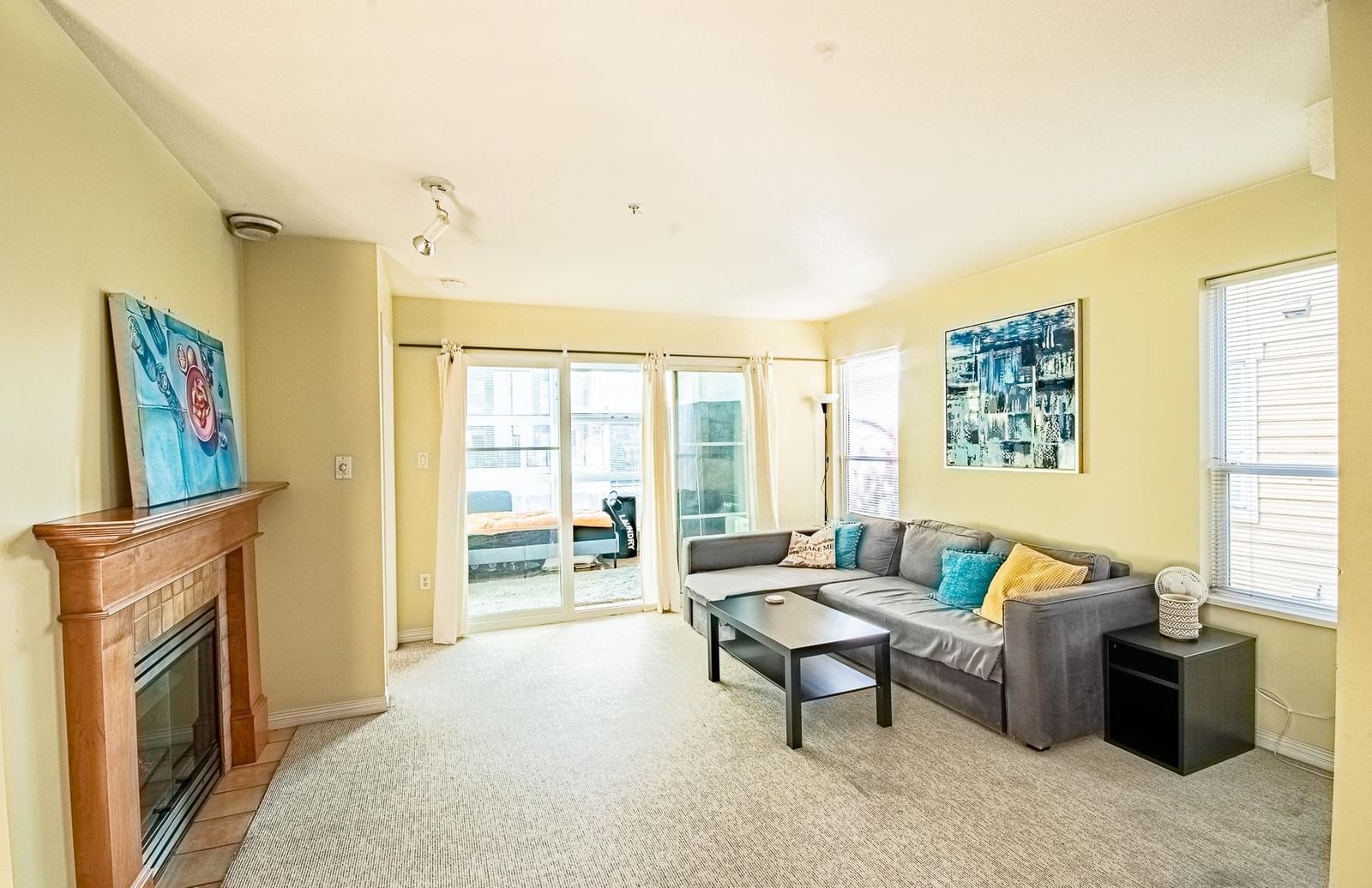 Listing Image 5