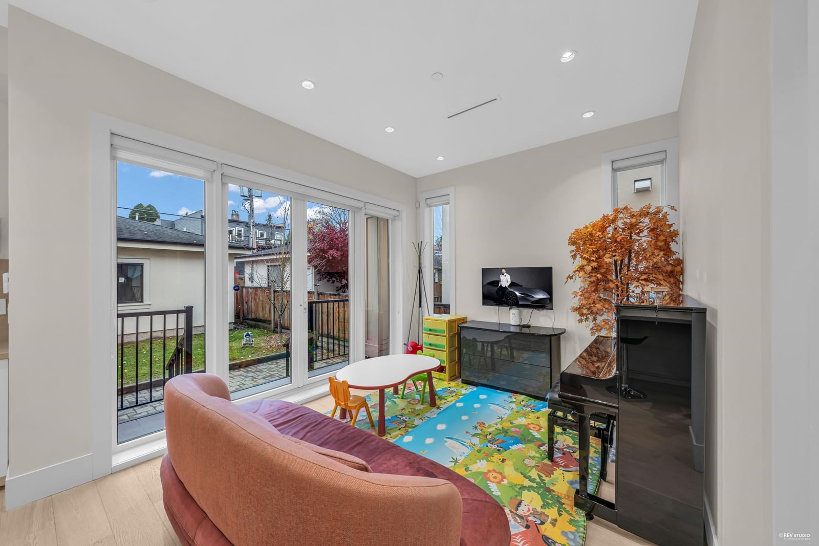 Listing Image 15