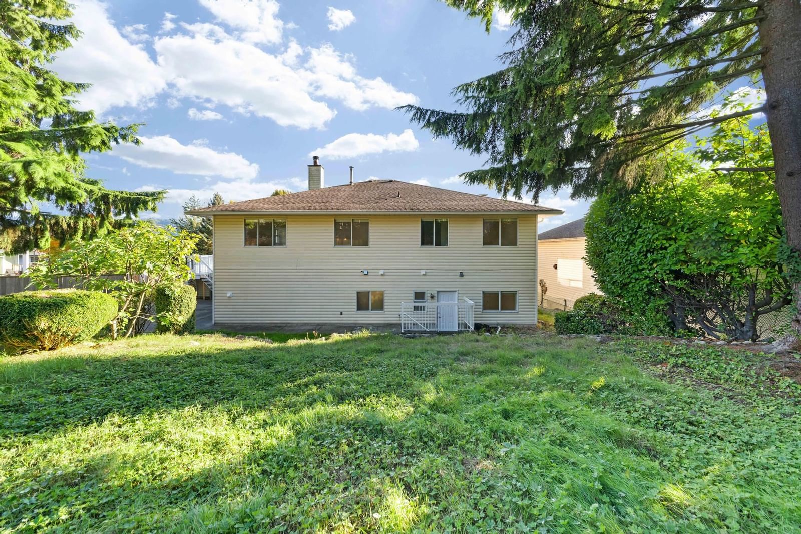 Listing Image 38