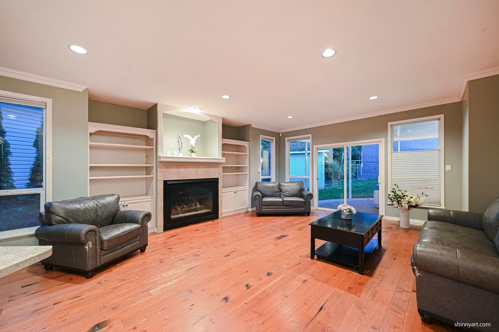 Listing Image 13