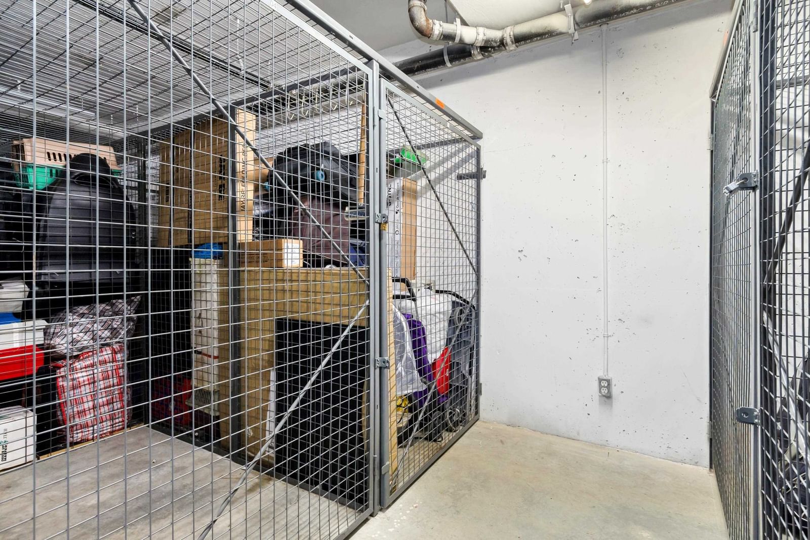 Listing Image 21
