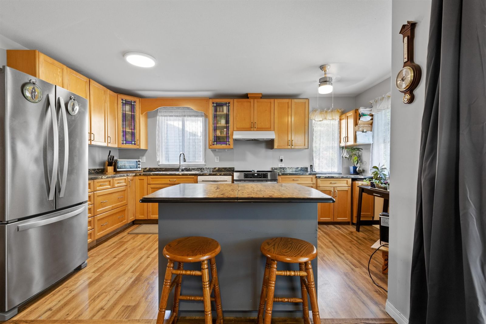 Listing Image 15