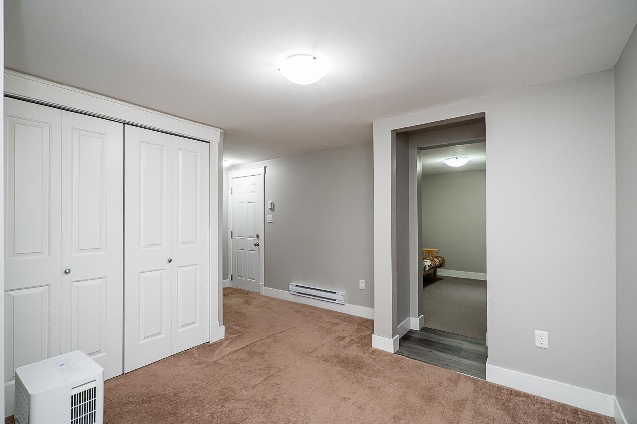 Listing Image 20