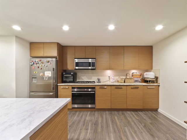 102 - 6311 Cambie Street
