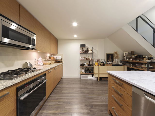 102 - 6311 Cambie Street
