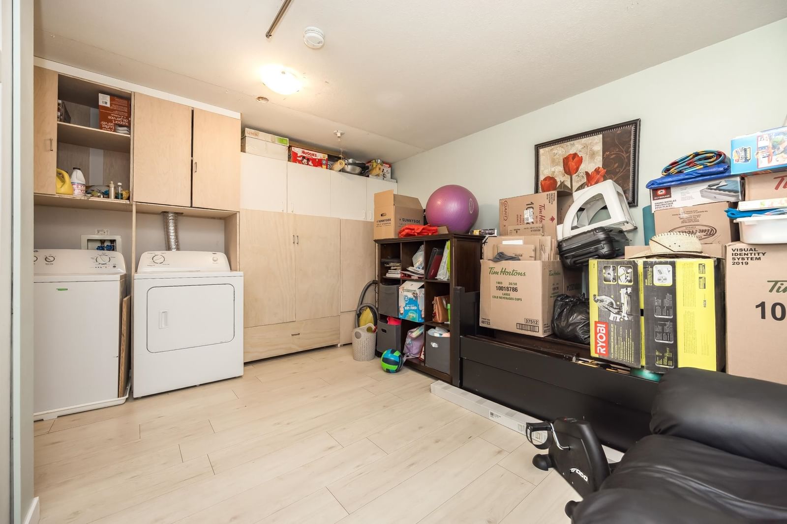 Listing Image 32