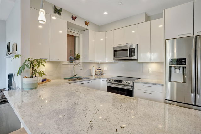 212 - 5485 Brydon Crescent