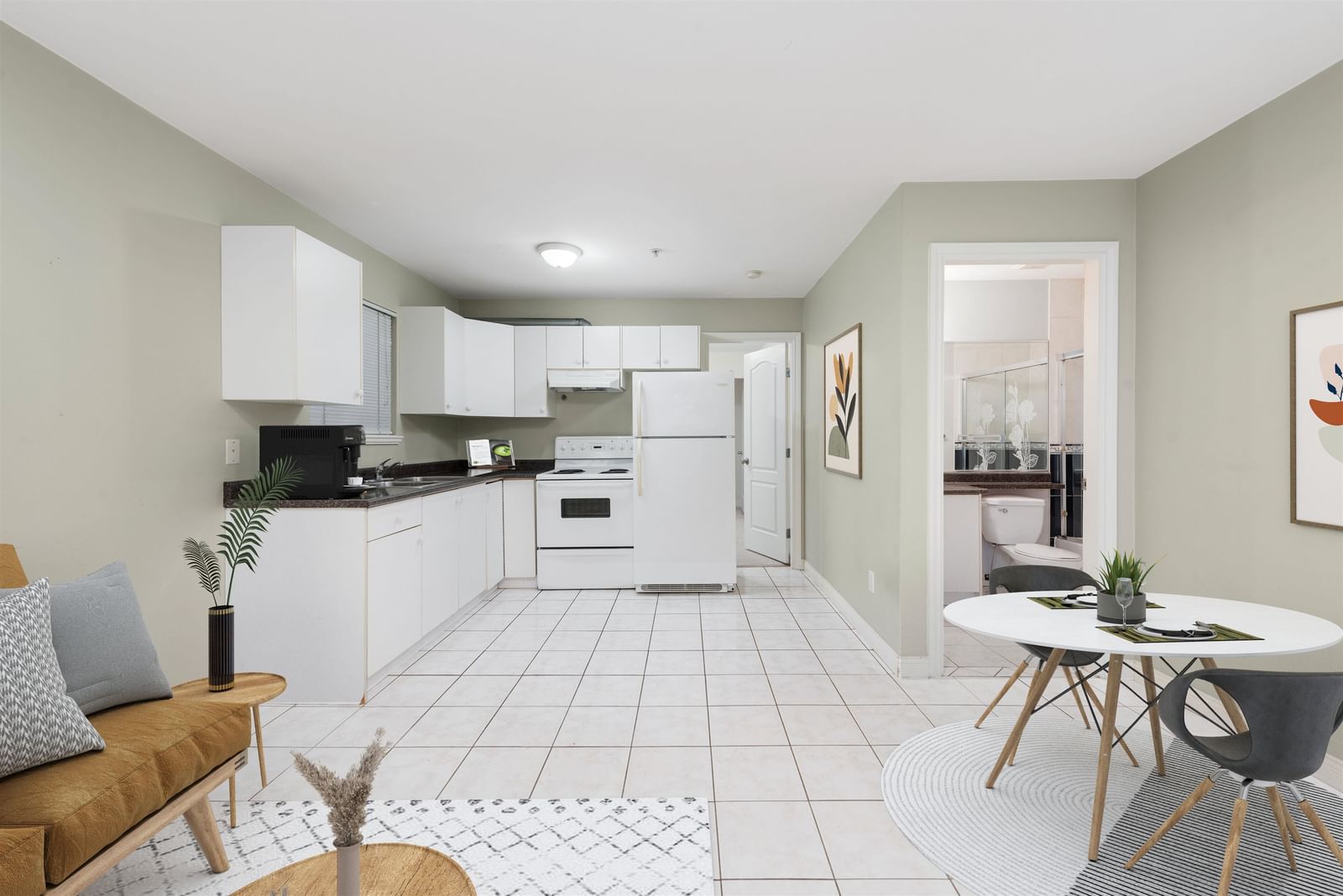 Listing Image 19