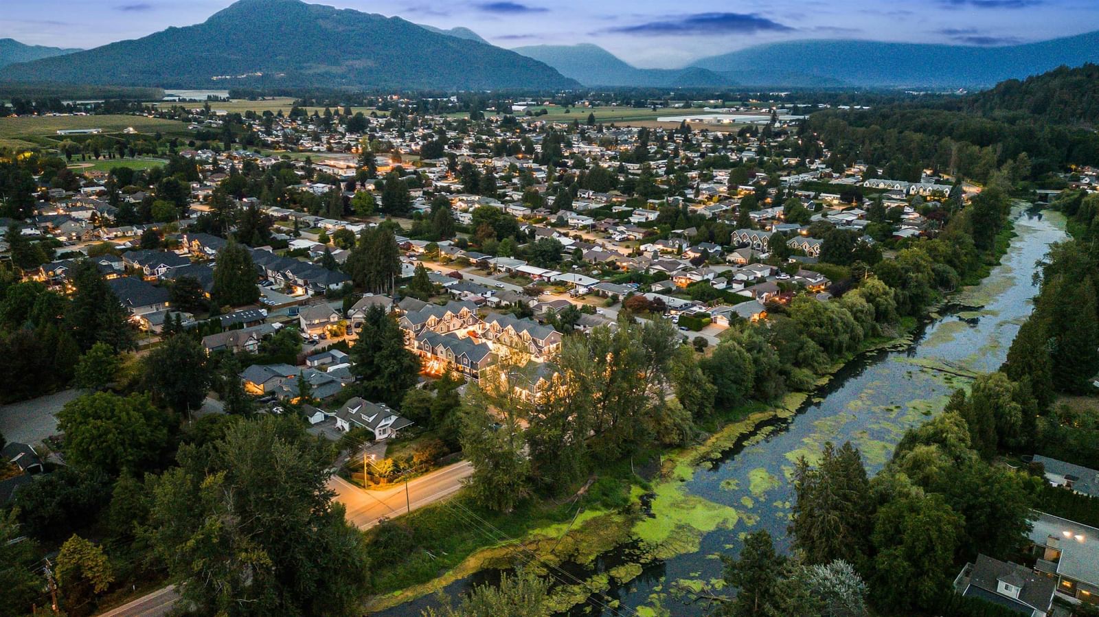 Listing Image 38