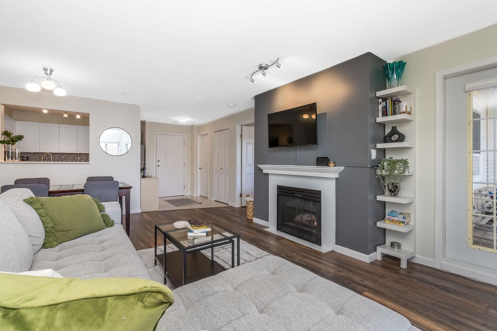 Listing Image 20