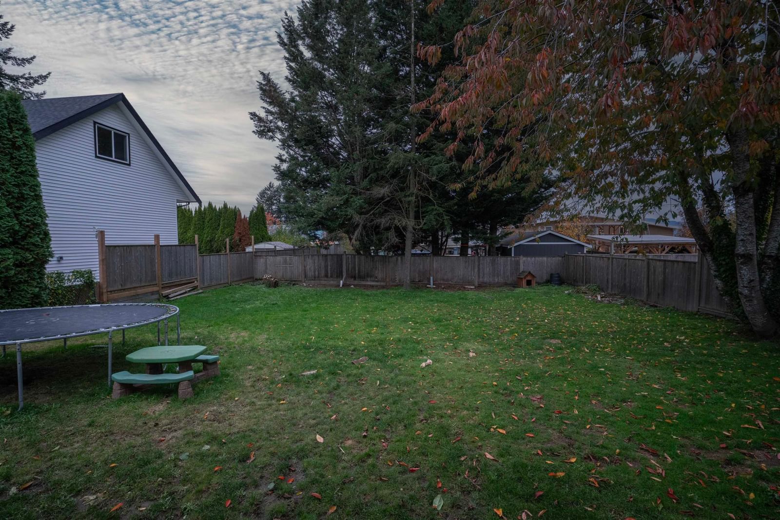 Listing Image 17
