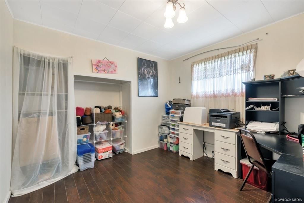 Listing Image 16