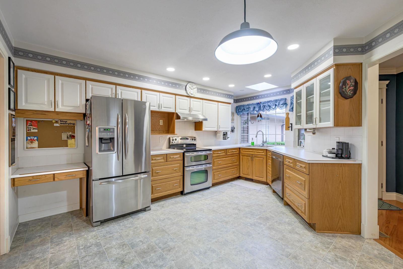Listing Image 16