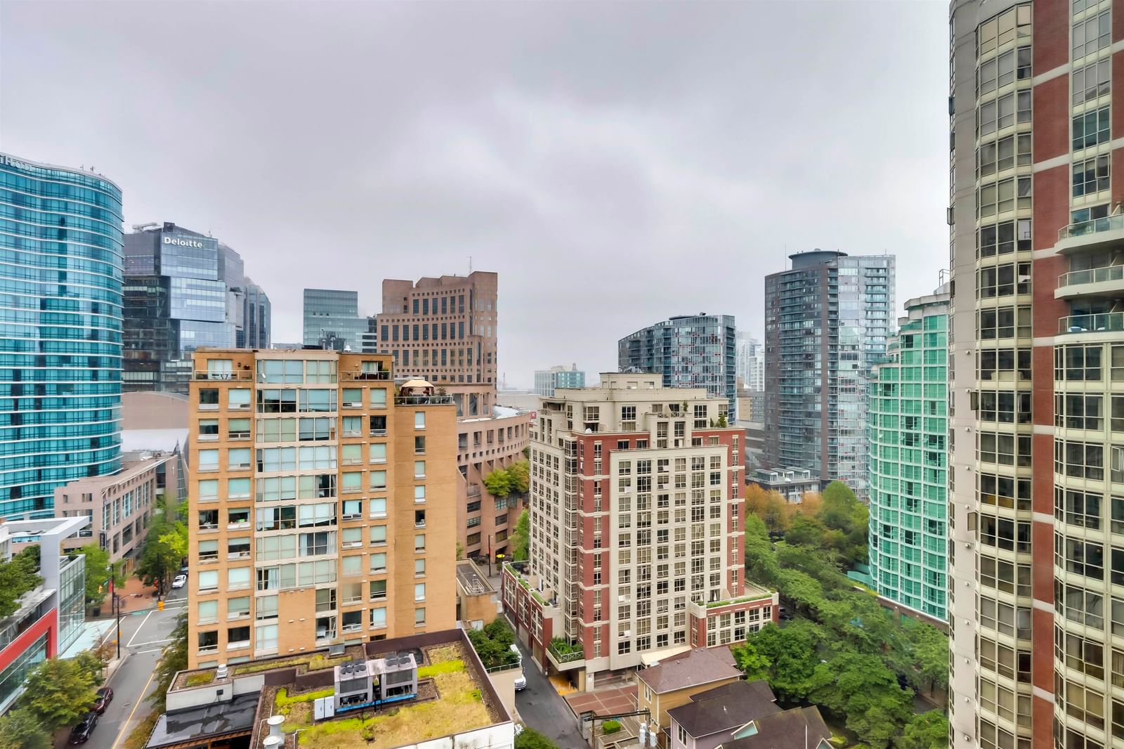 Listing Image 12