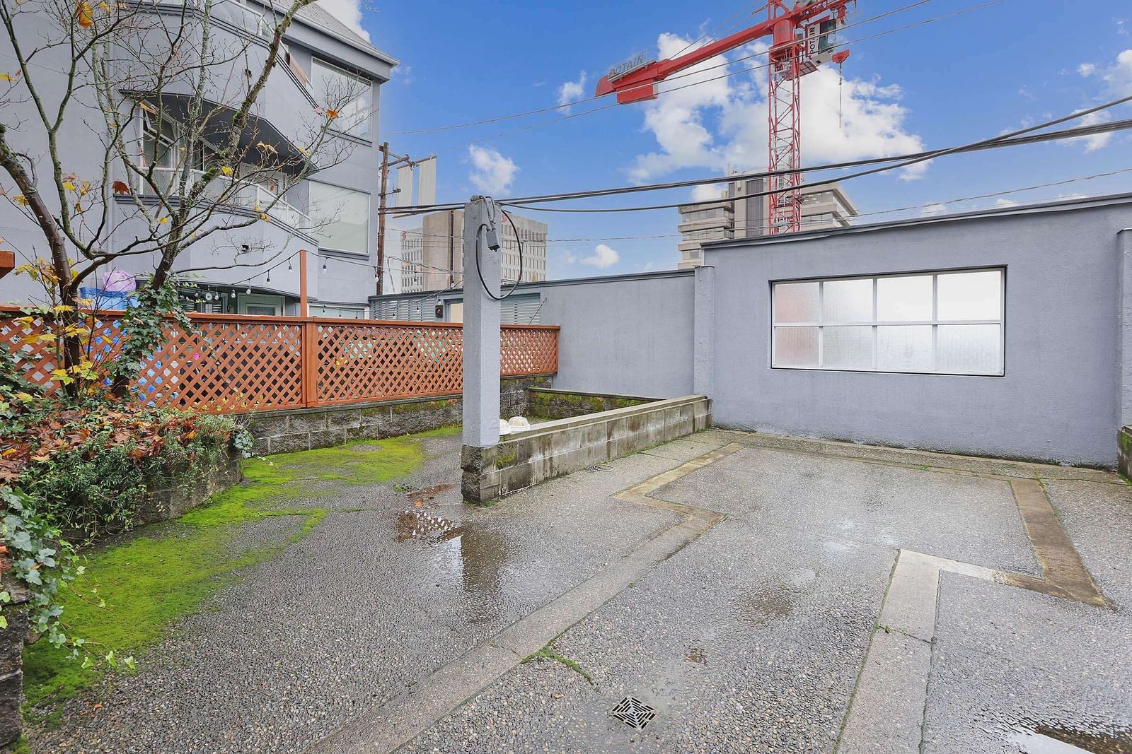 Listing Image 16