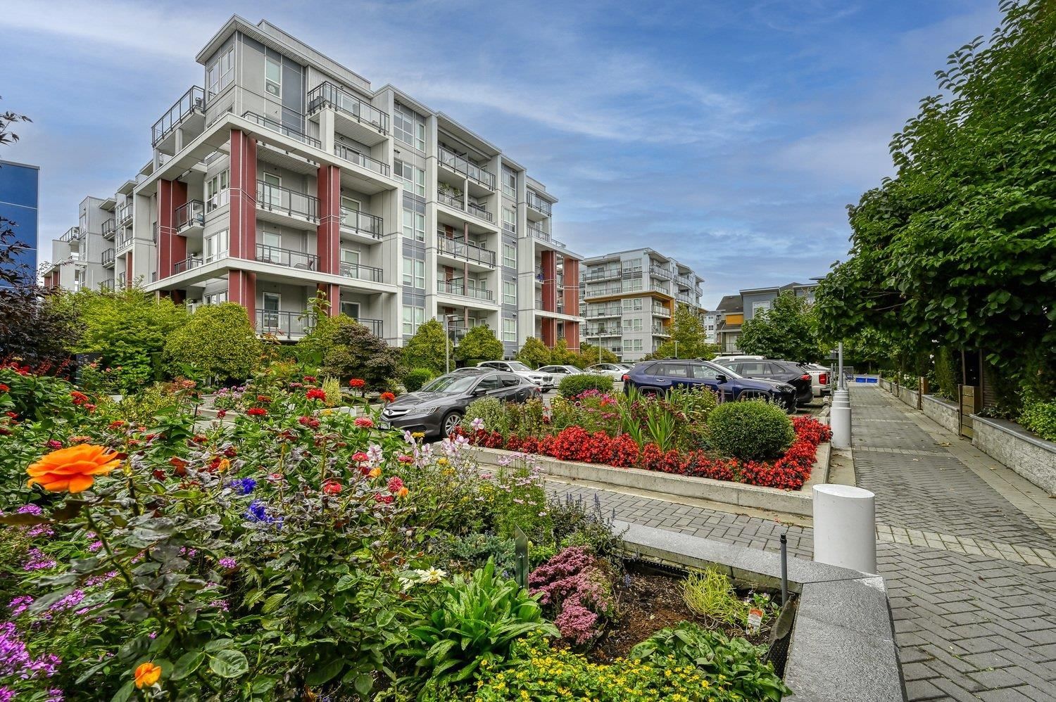 Listing Image 10