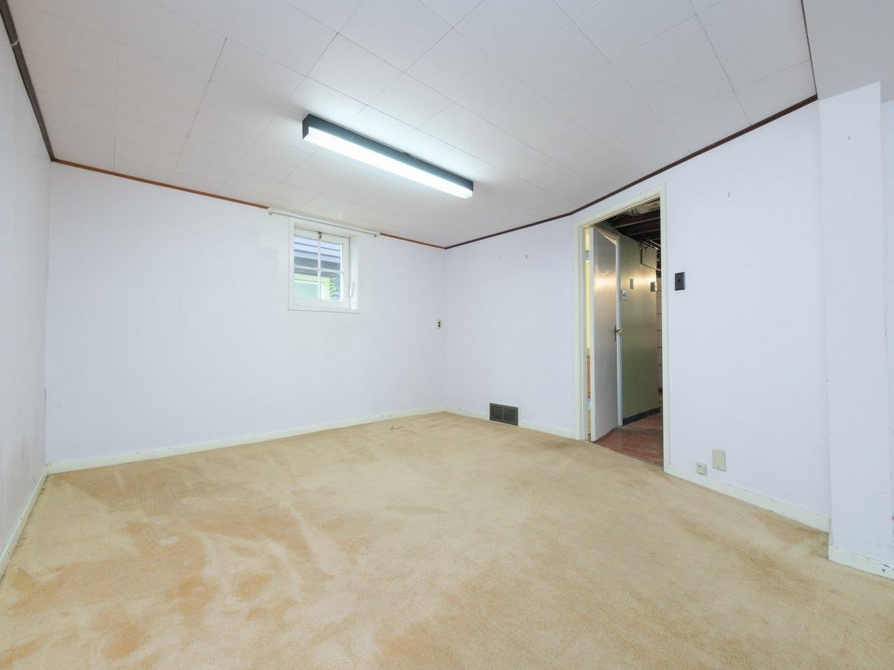 Listing Image 27