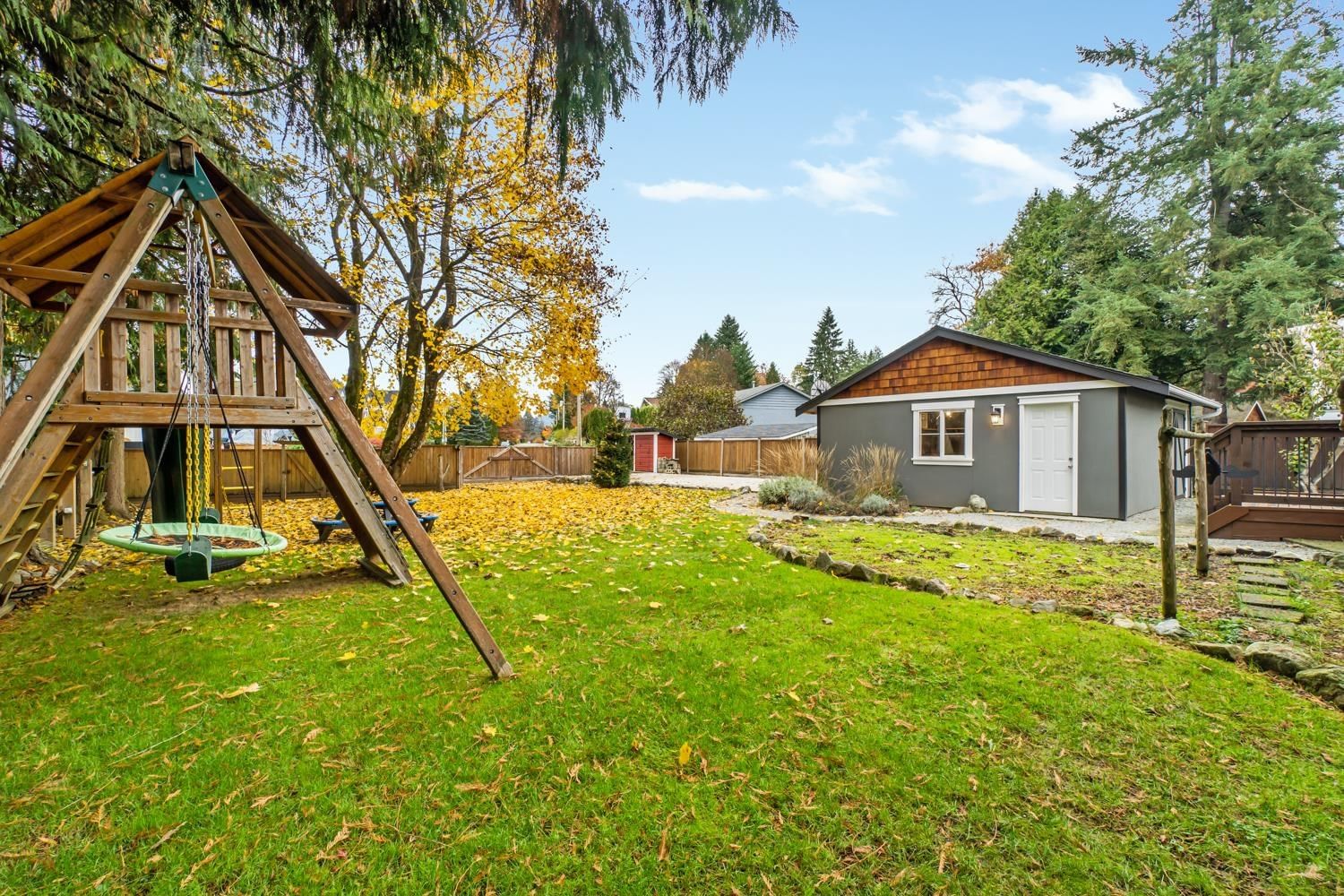 Listing Image 16