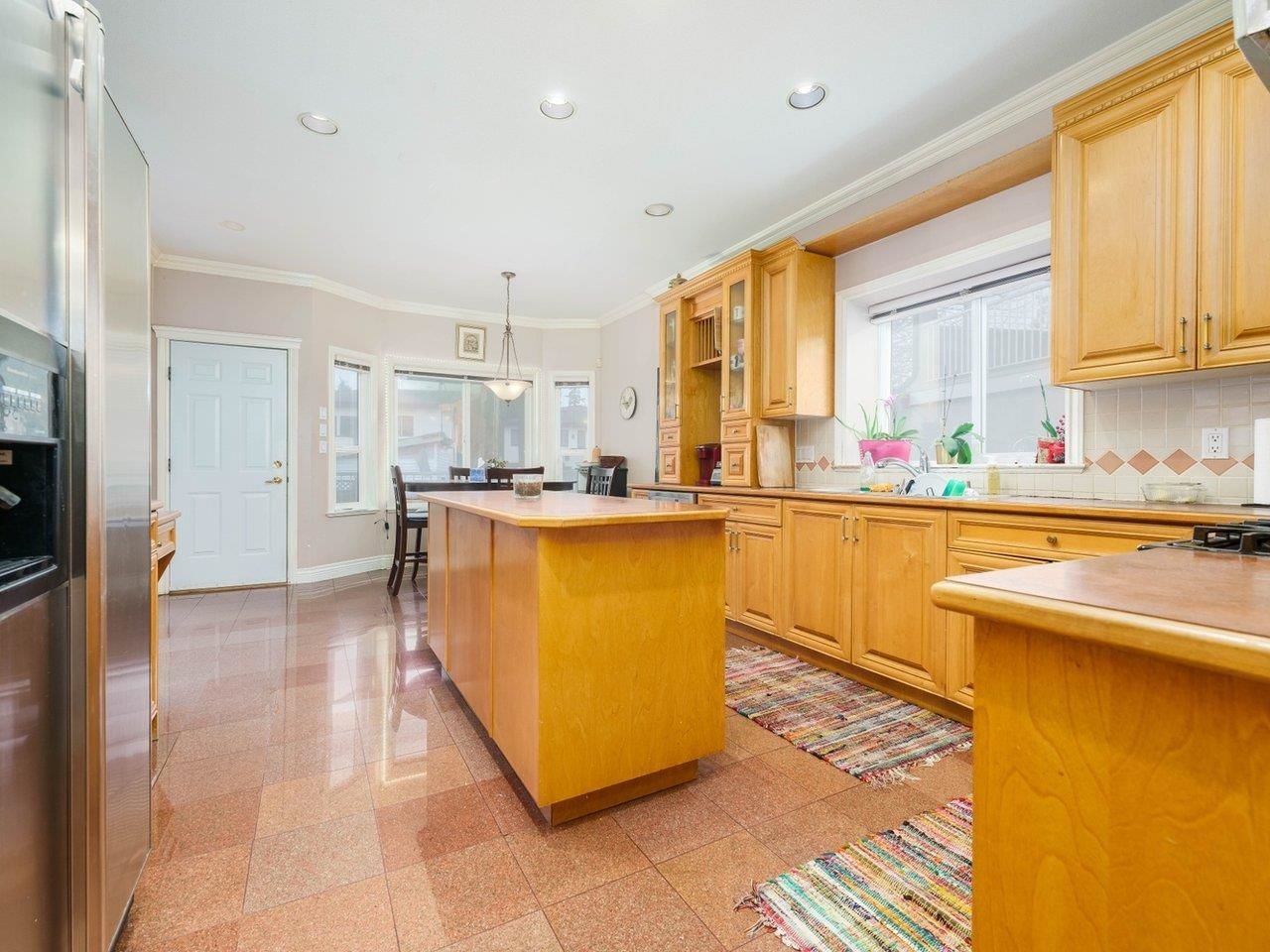 Listing Image 12