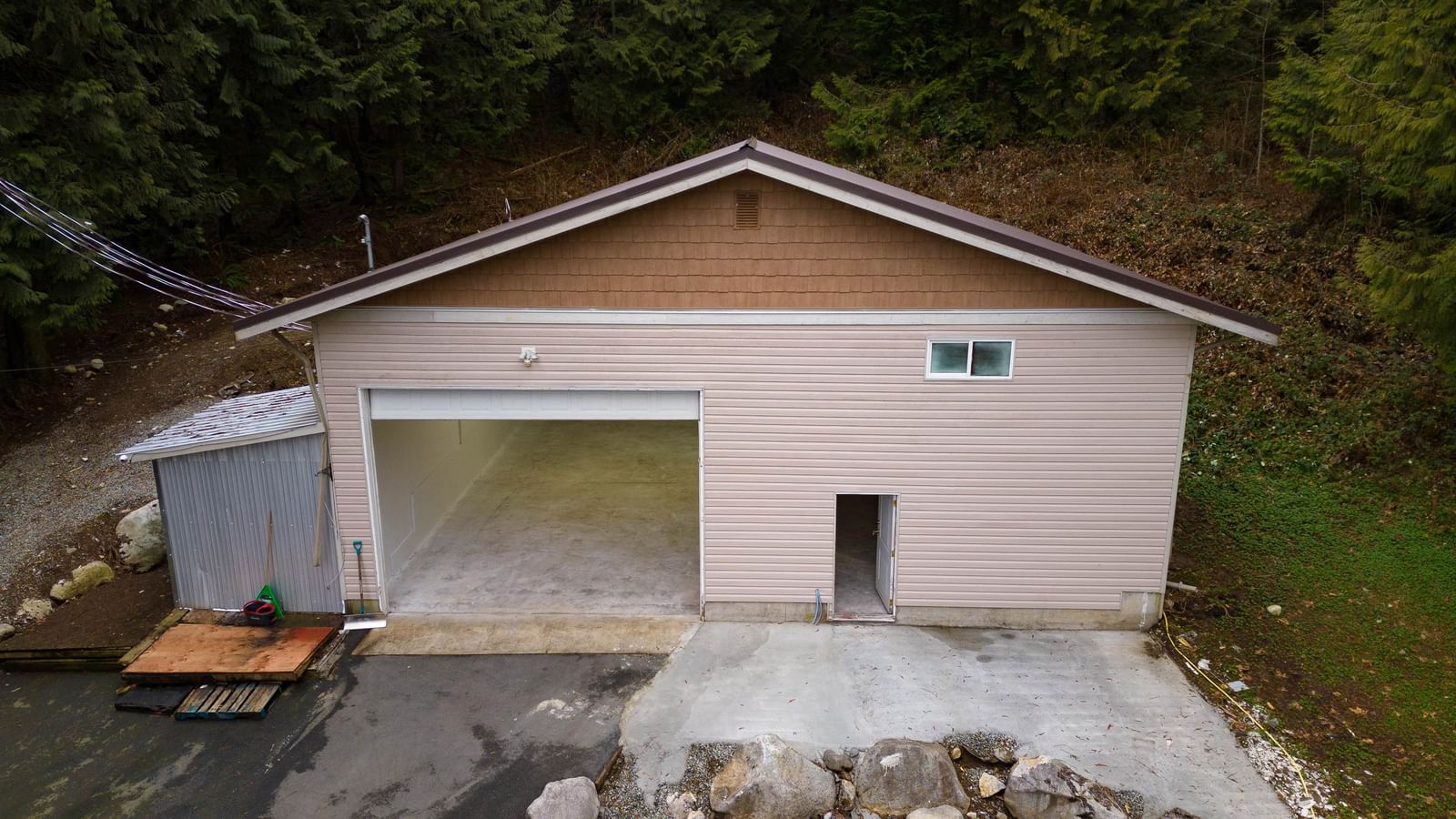 Listing Image 28