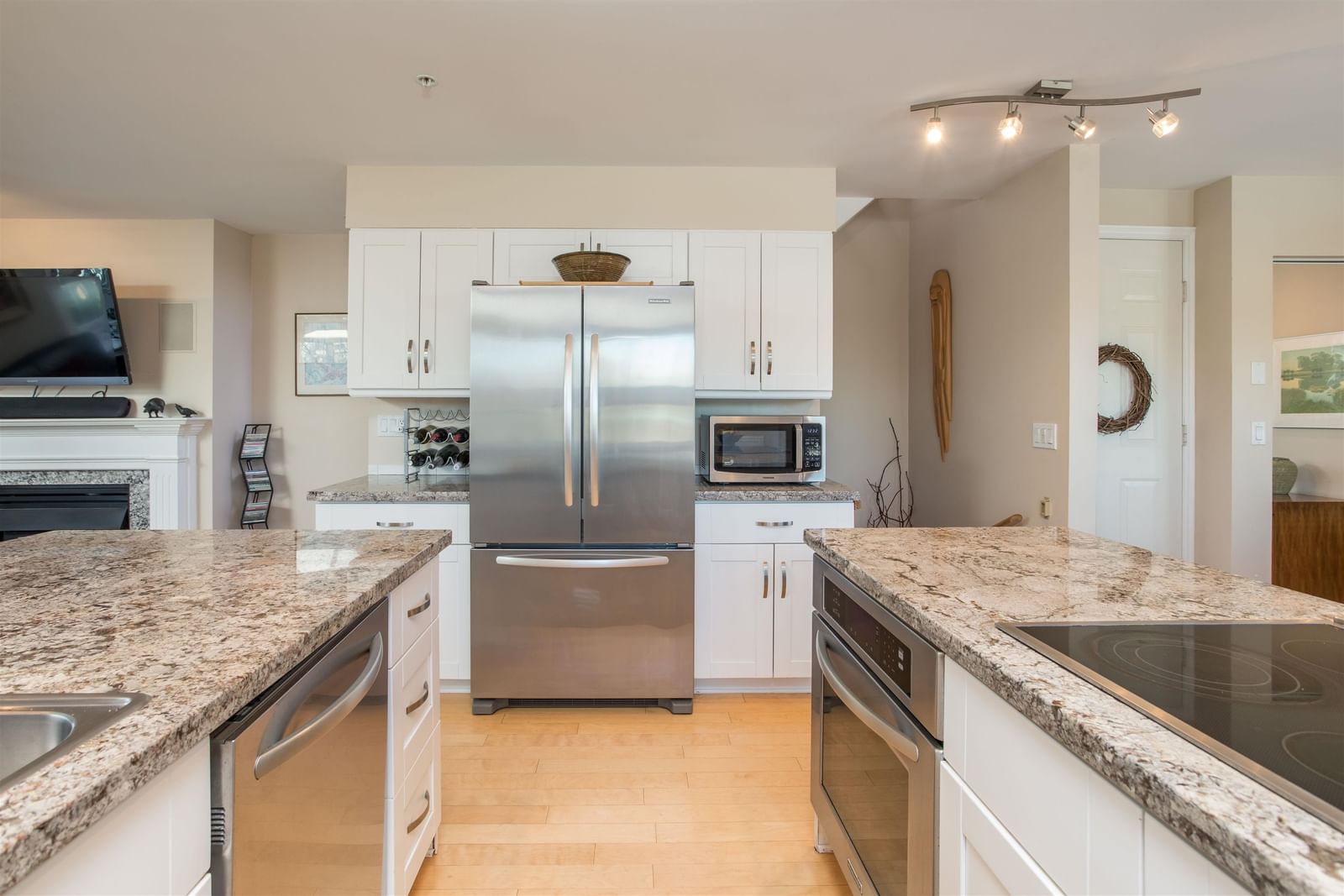 Listing Image 19