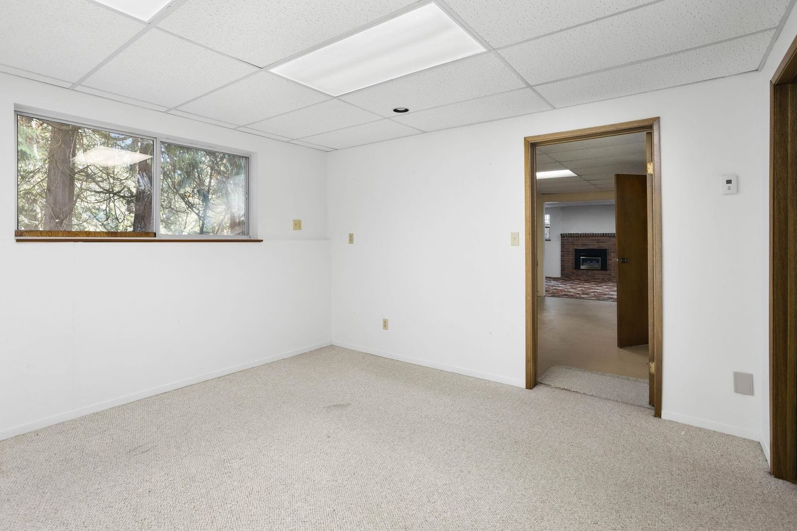 Listing Image 24