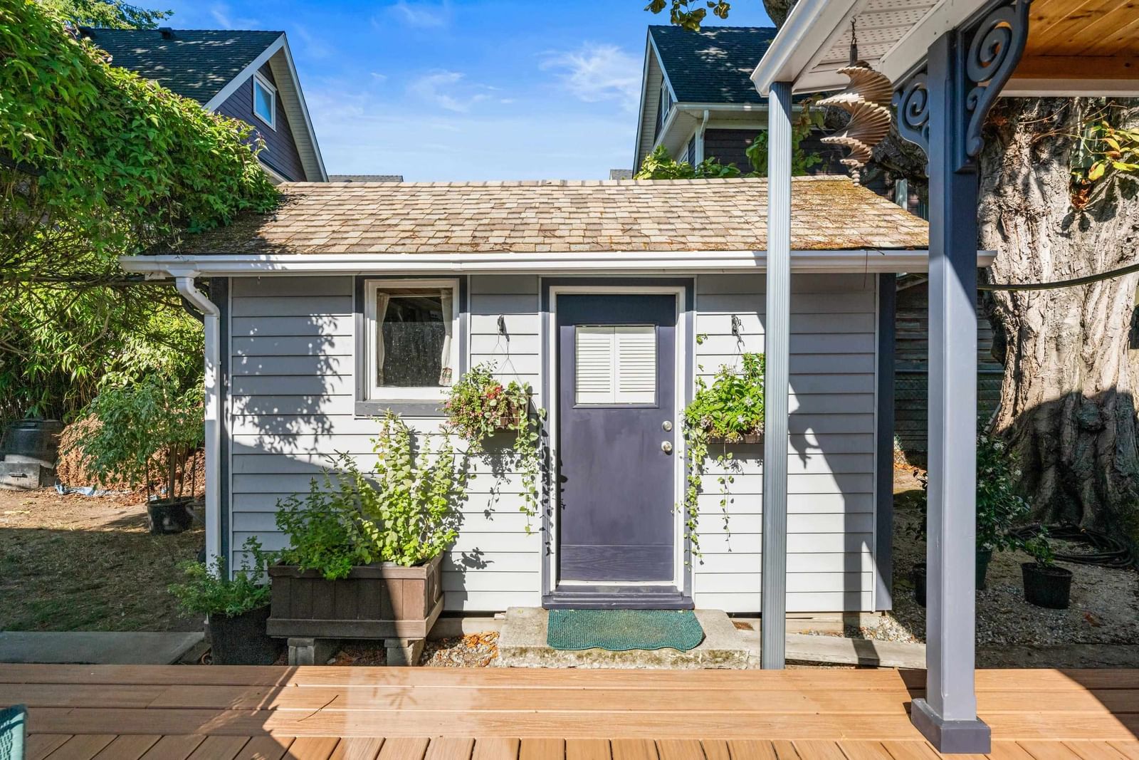 Listing Image 12