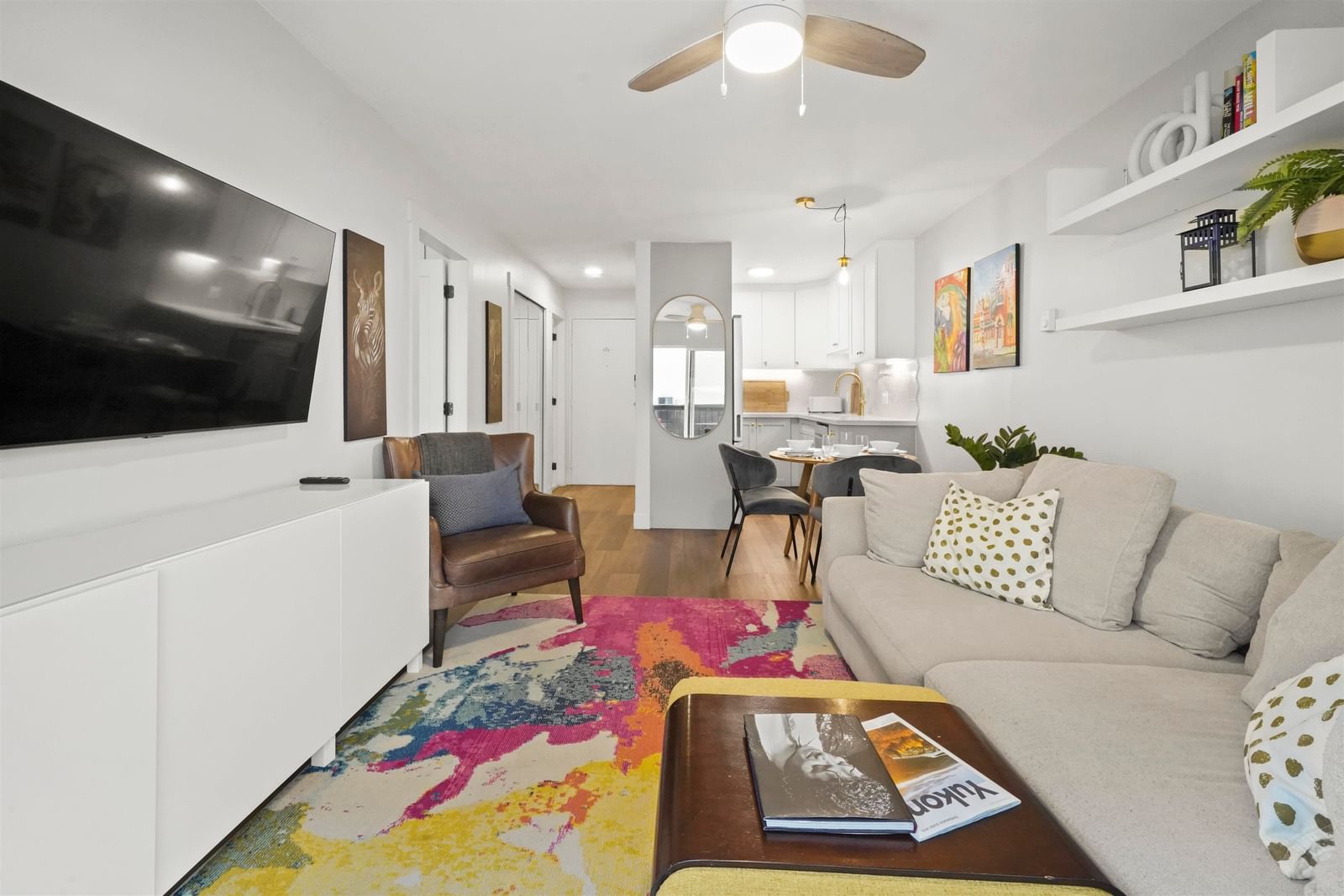 Listing Image 15