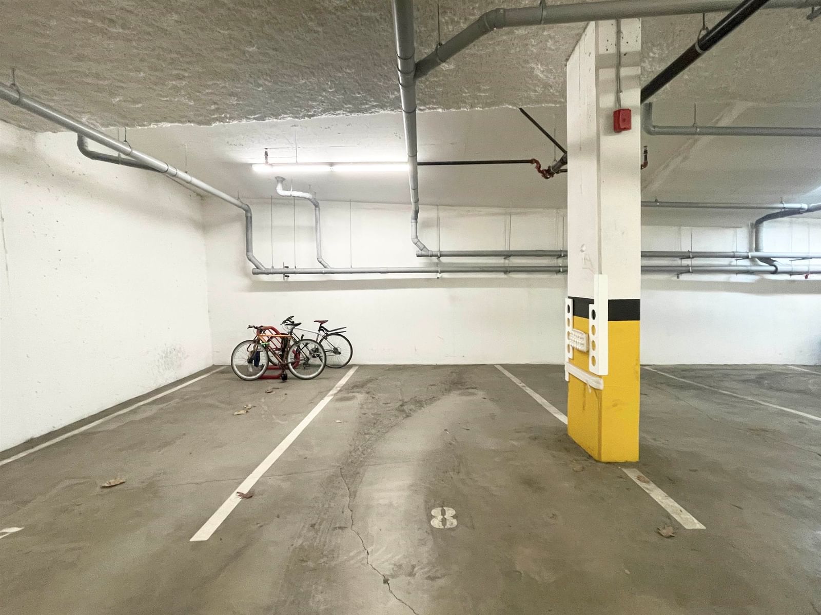 Listing Image 13