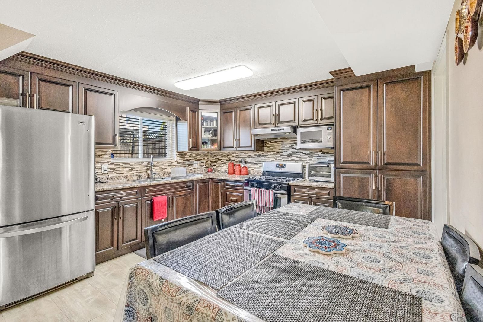 Listing Image 22