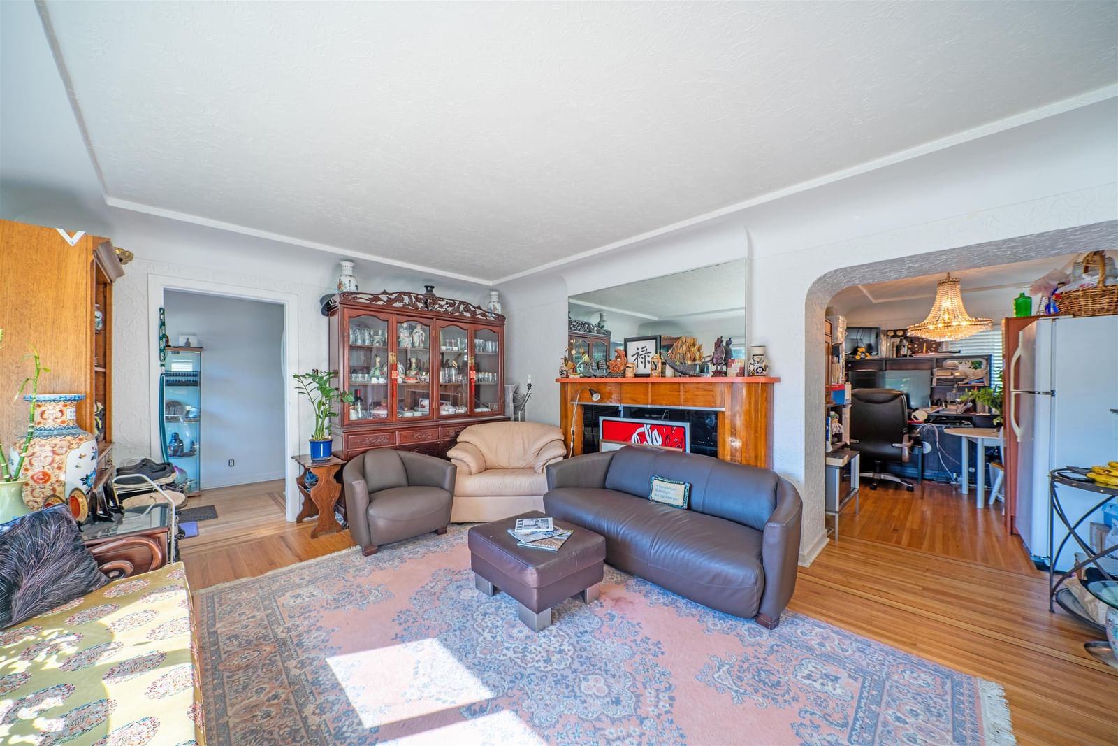 Listing Image 14