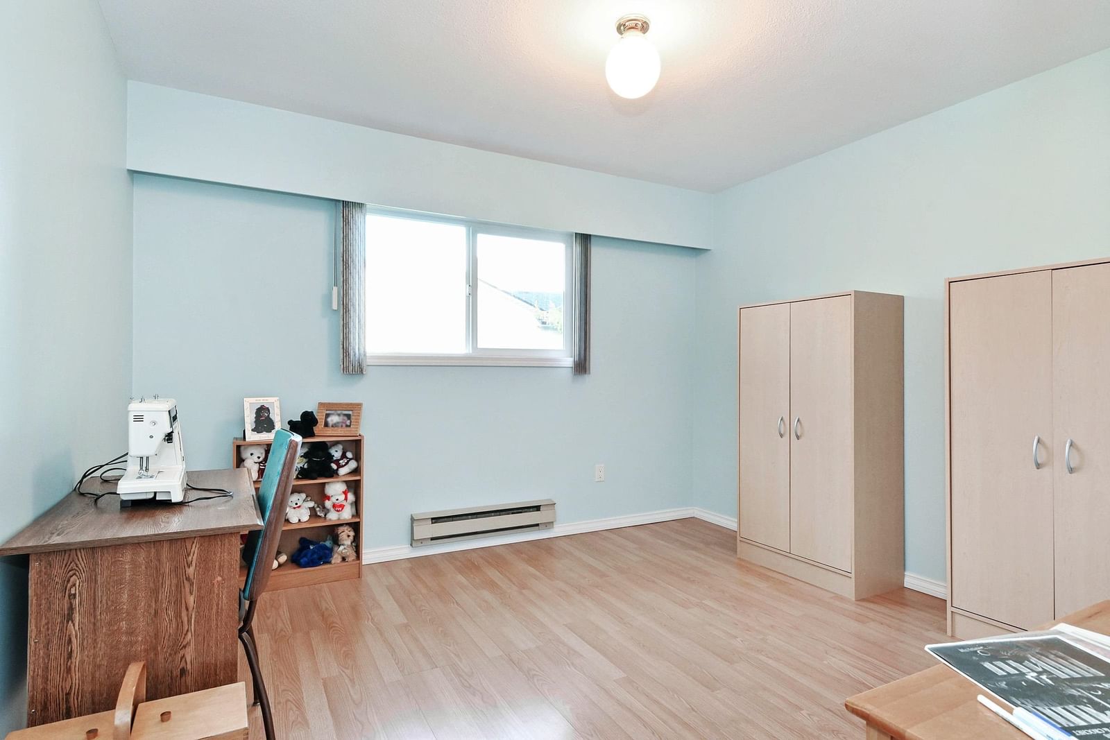 Listing Image 16