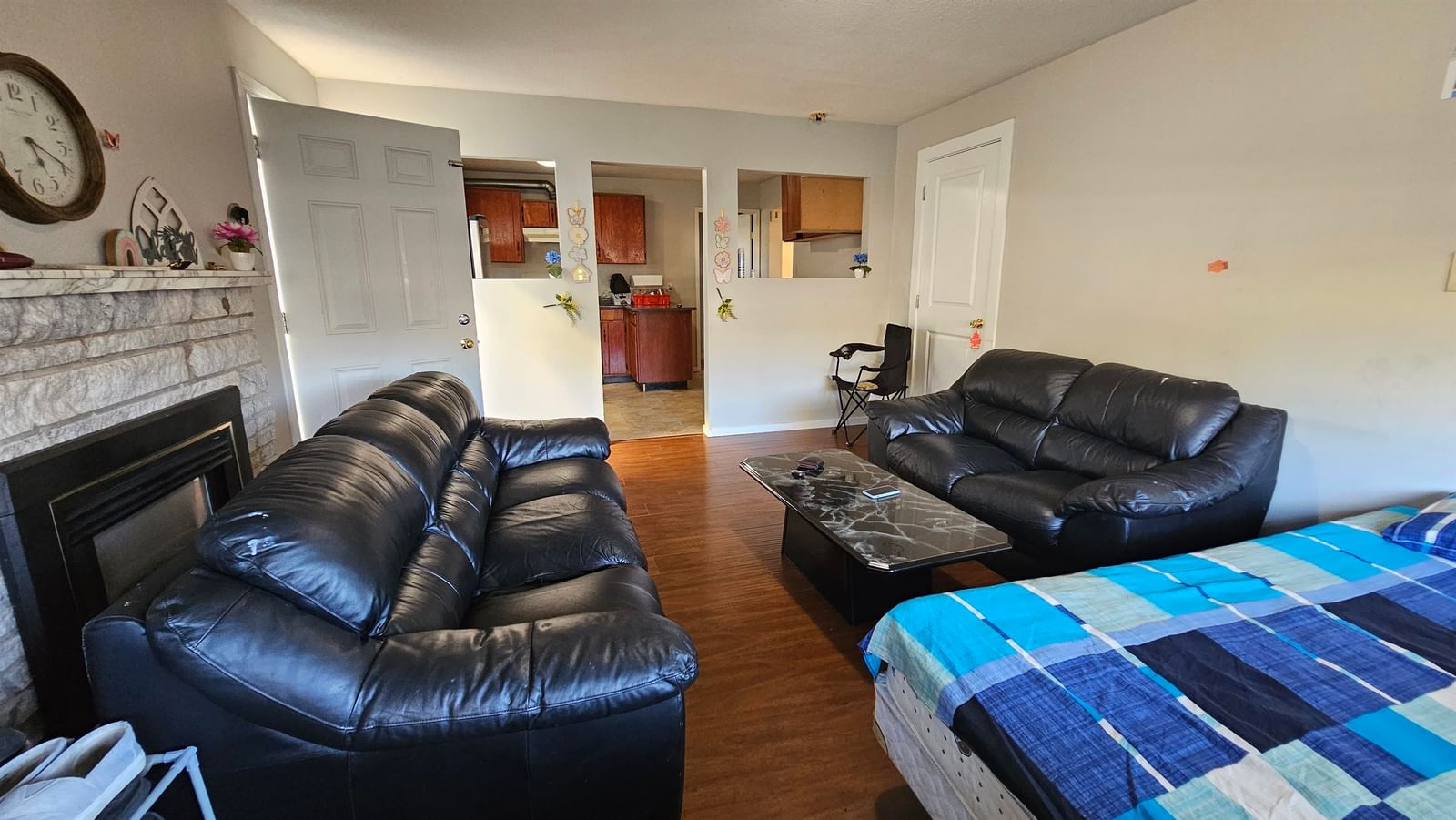 Listing Image 26