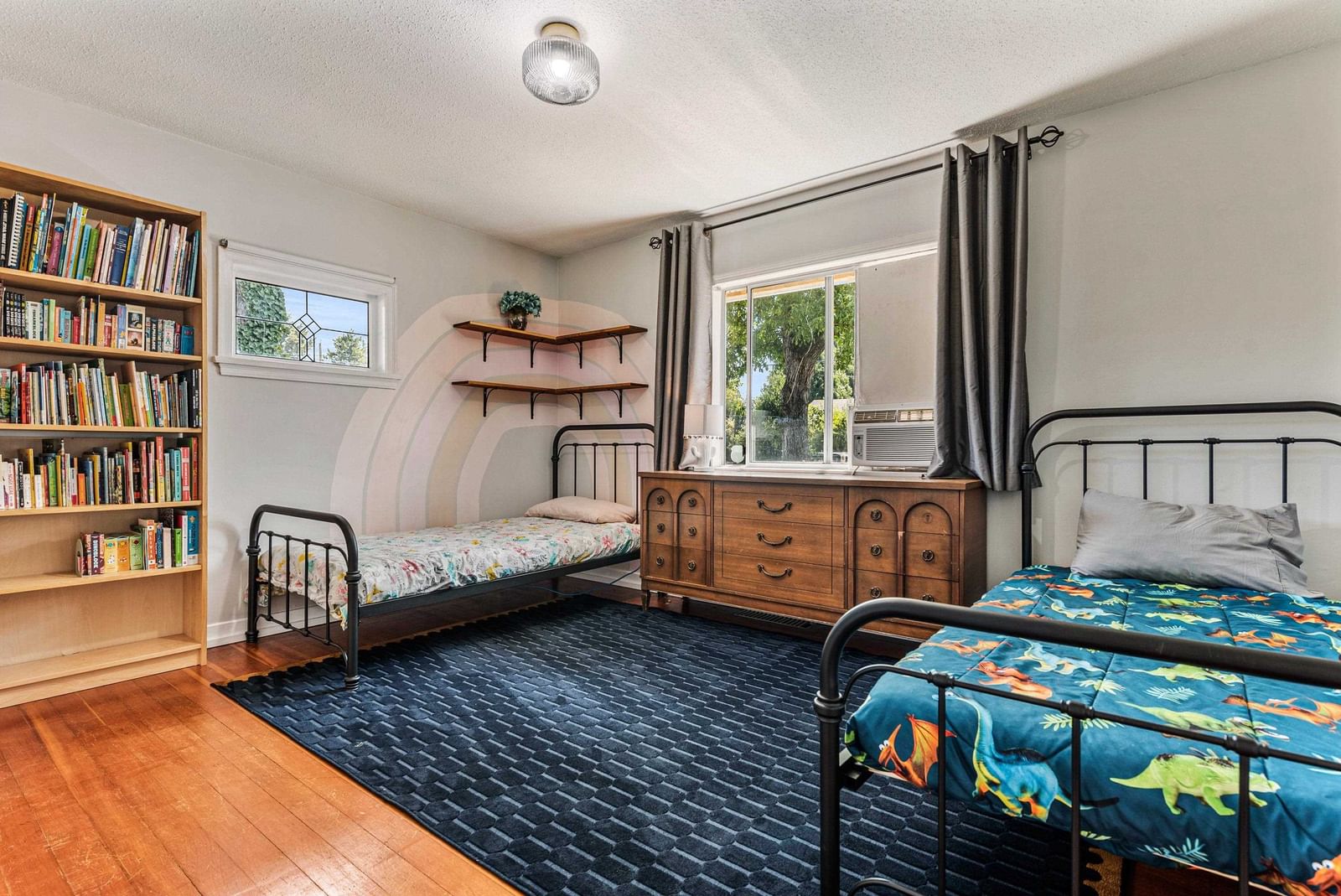 Listing Image 19