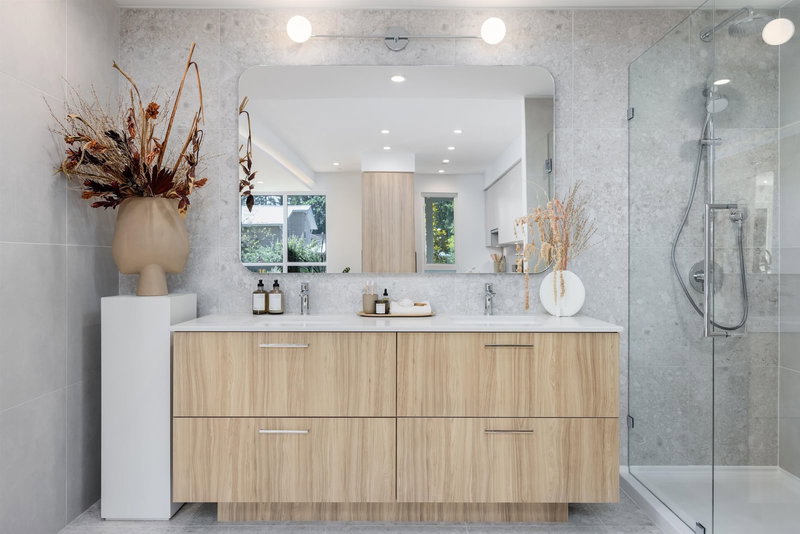 107 - 2320 Emery Court, North Vancouver, V0V 0V0 | Image 2