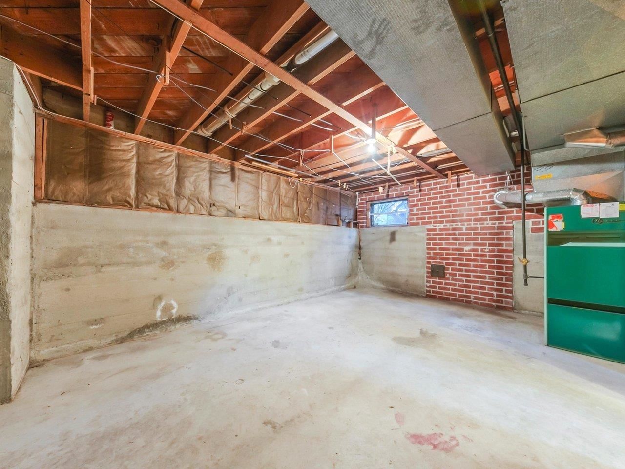 Listing Image 28