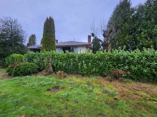 2191 Rindall Avenue