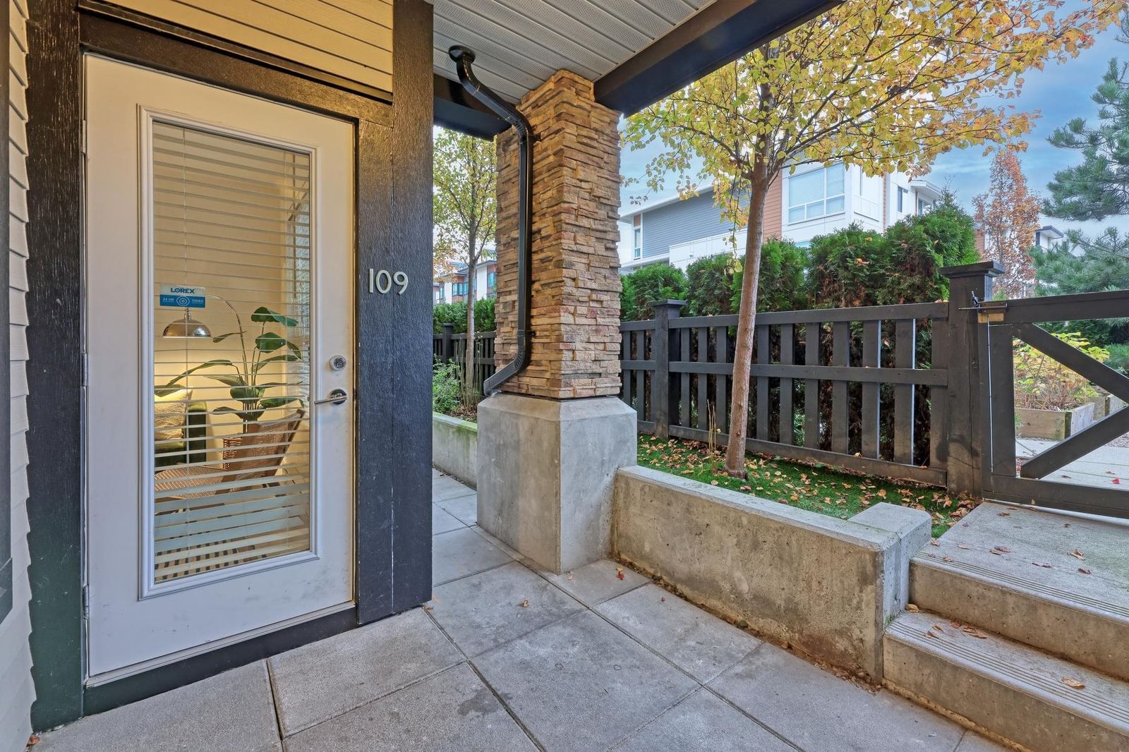 Listing Image 23