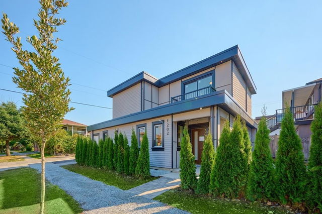 1202 Kaslo Street